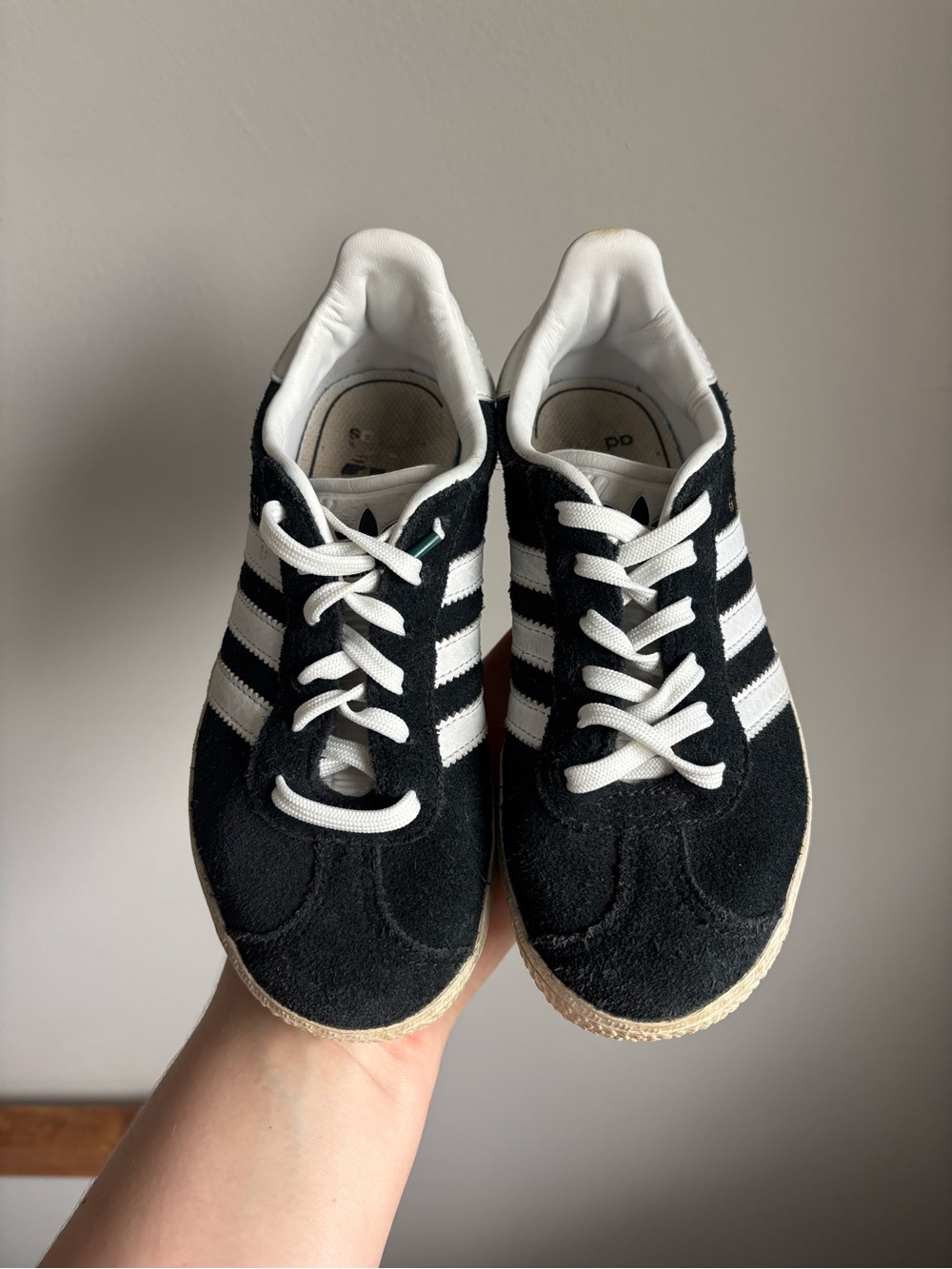 Kids adidas gazelle black and white sneakers size 12.5K